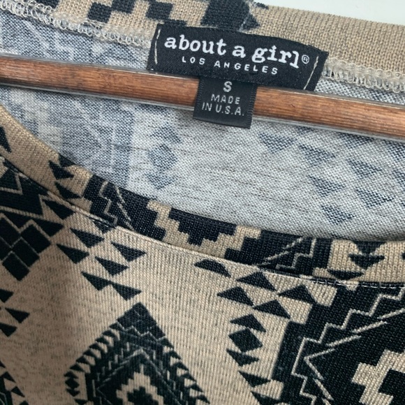 (NWOT) About a Girl LA // Aztec Long Sleeve - Picture 2 of 3